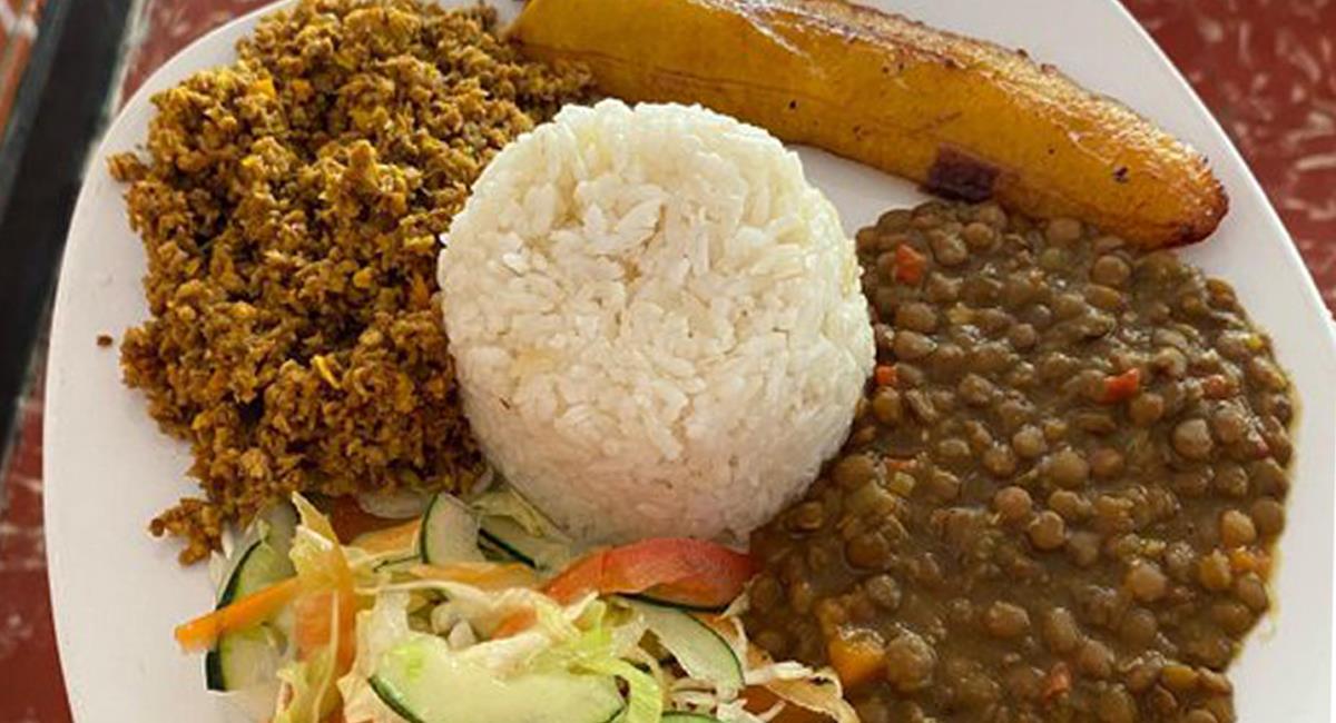 Almuerzos Corrientes